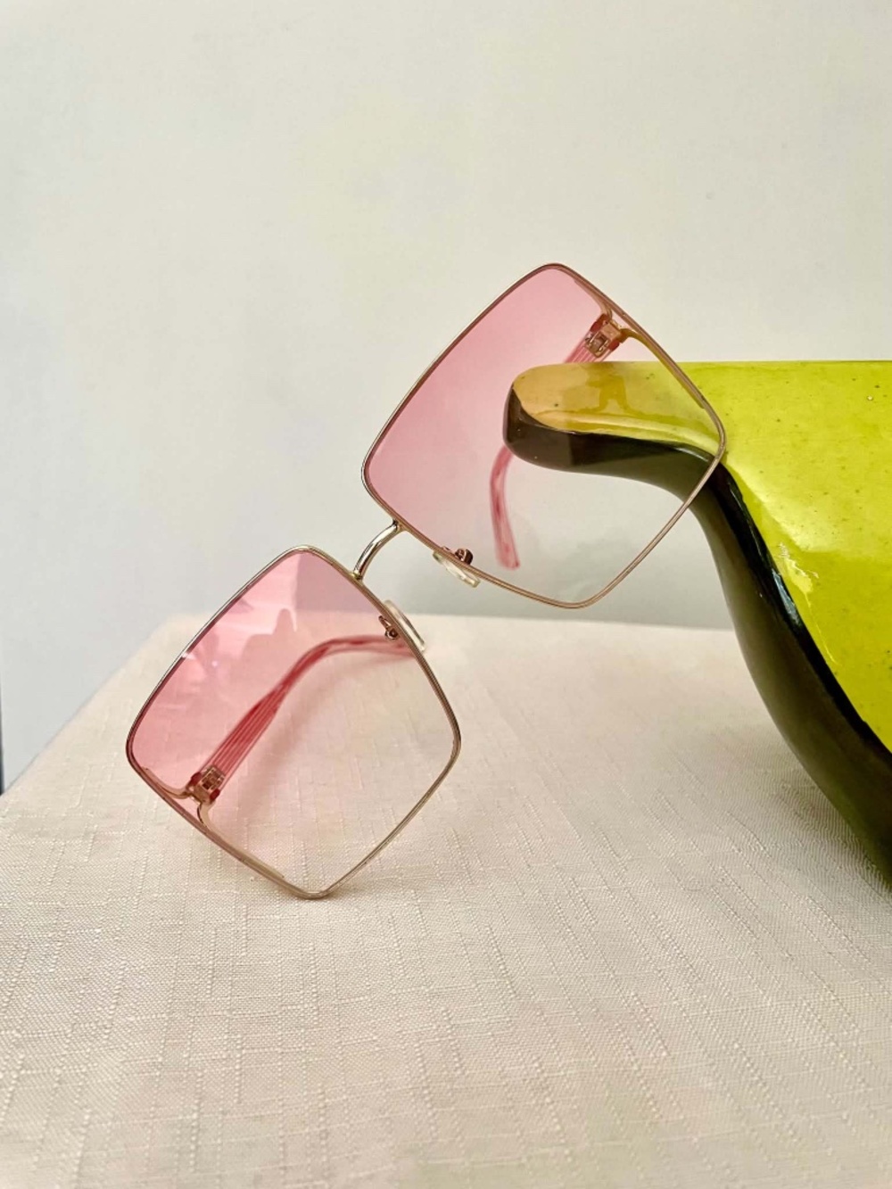 Retro 70s Vintage Boho Rimless Square Sunglasses Pink Gradient Lens Gold Accent